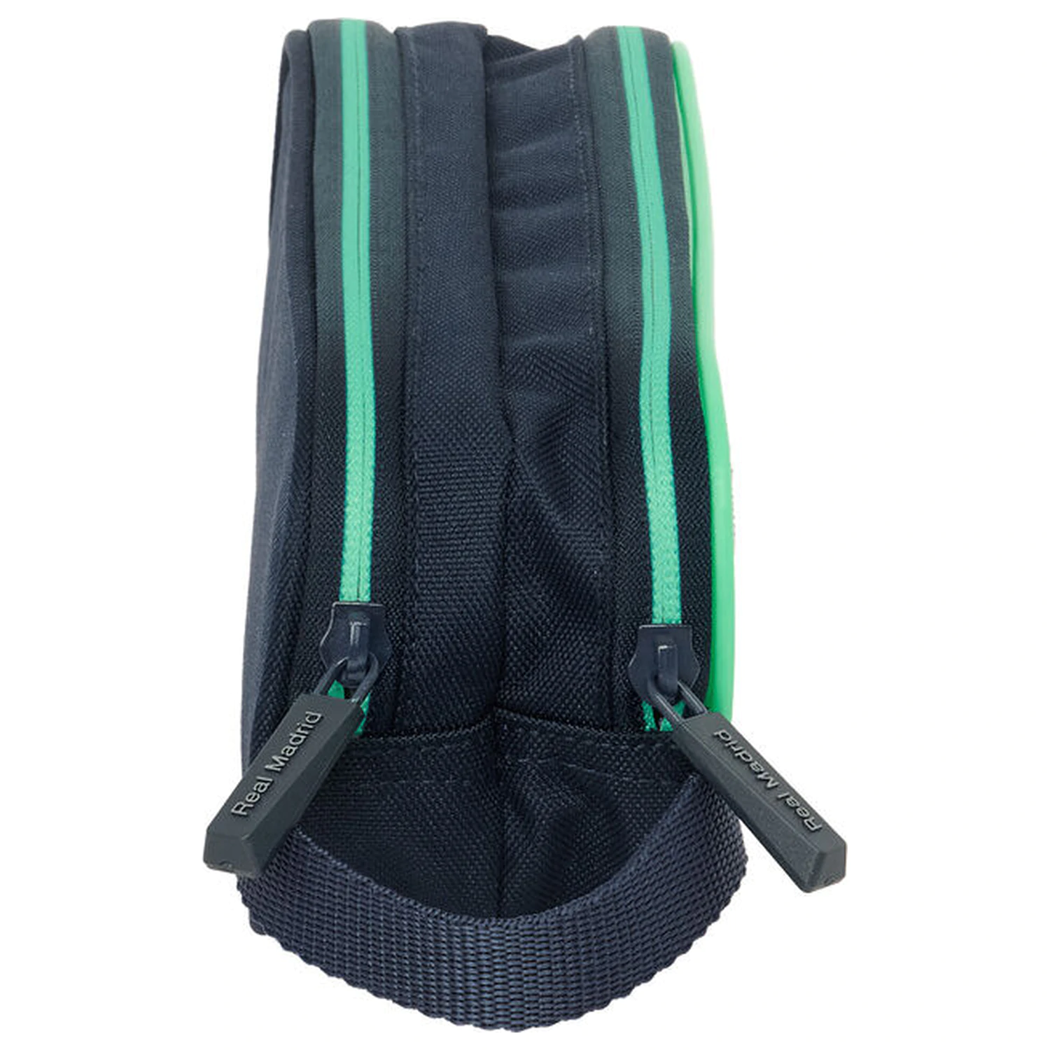 Real Madrid 2 Equipment 25/26 dvojitý peračník produktová fotografia