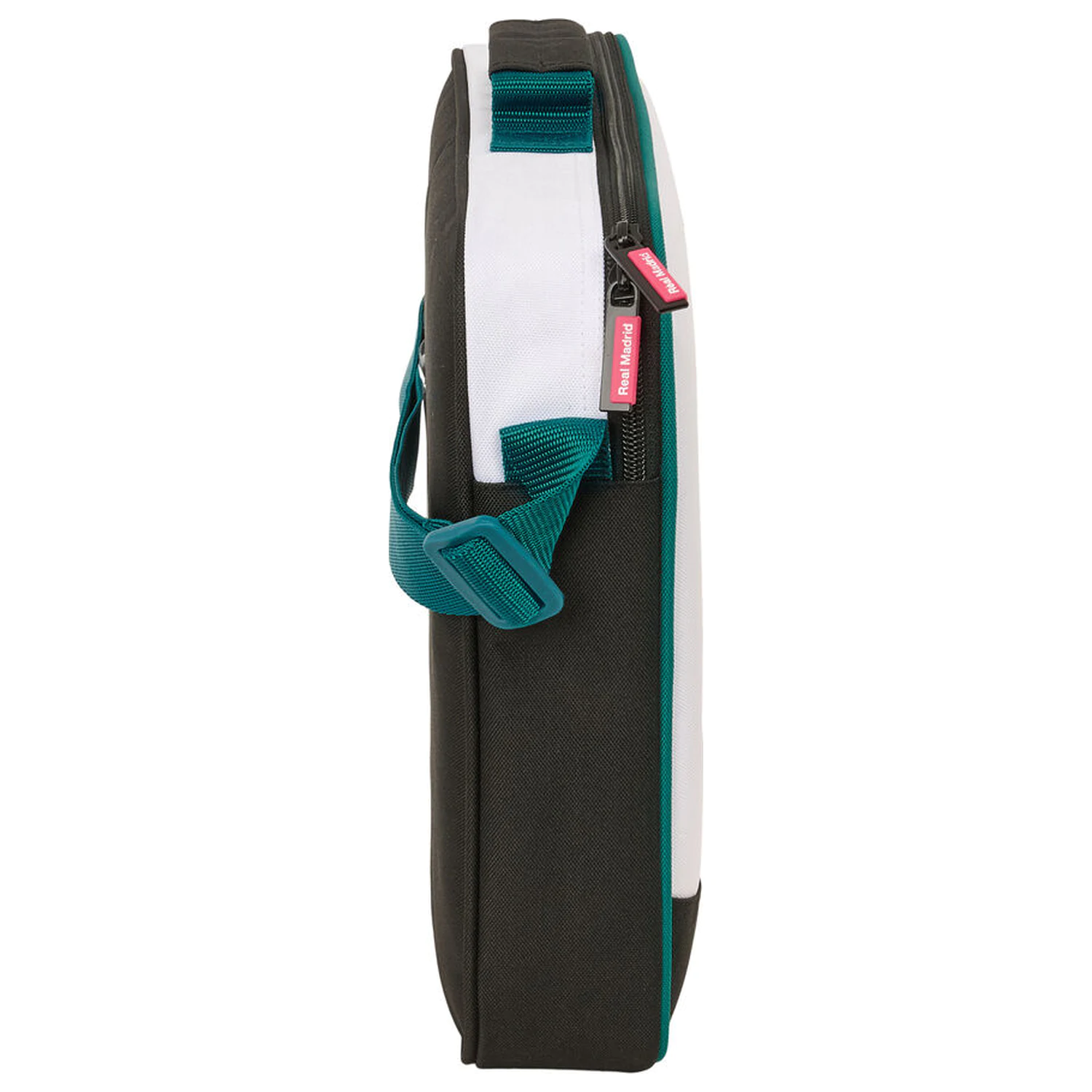 Real Madrid 26/27 školská aktovka produktová fotografia