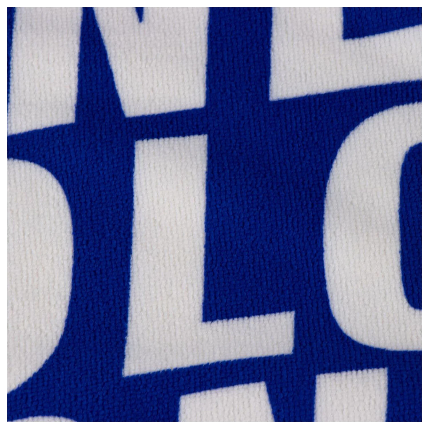 Real Madrid mikro_vláknový pončo plážový uterák produktová fotografia