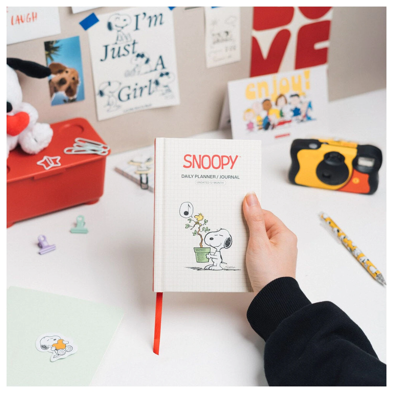 Snoopy A6 nedatovaný denný diár produktová fotografia