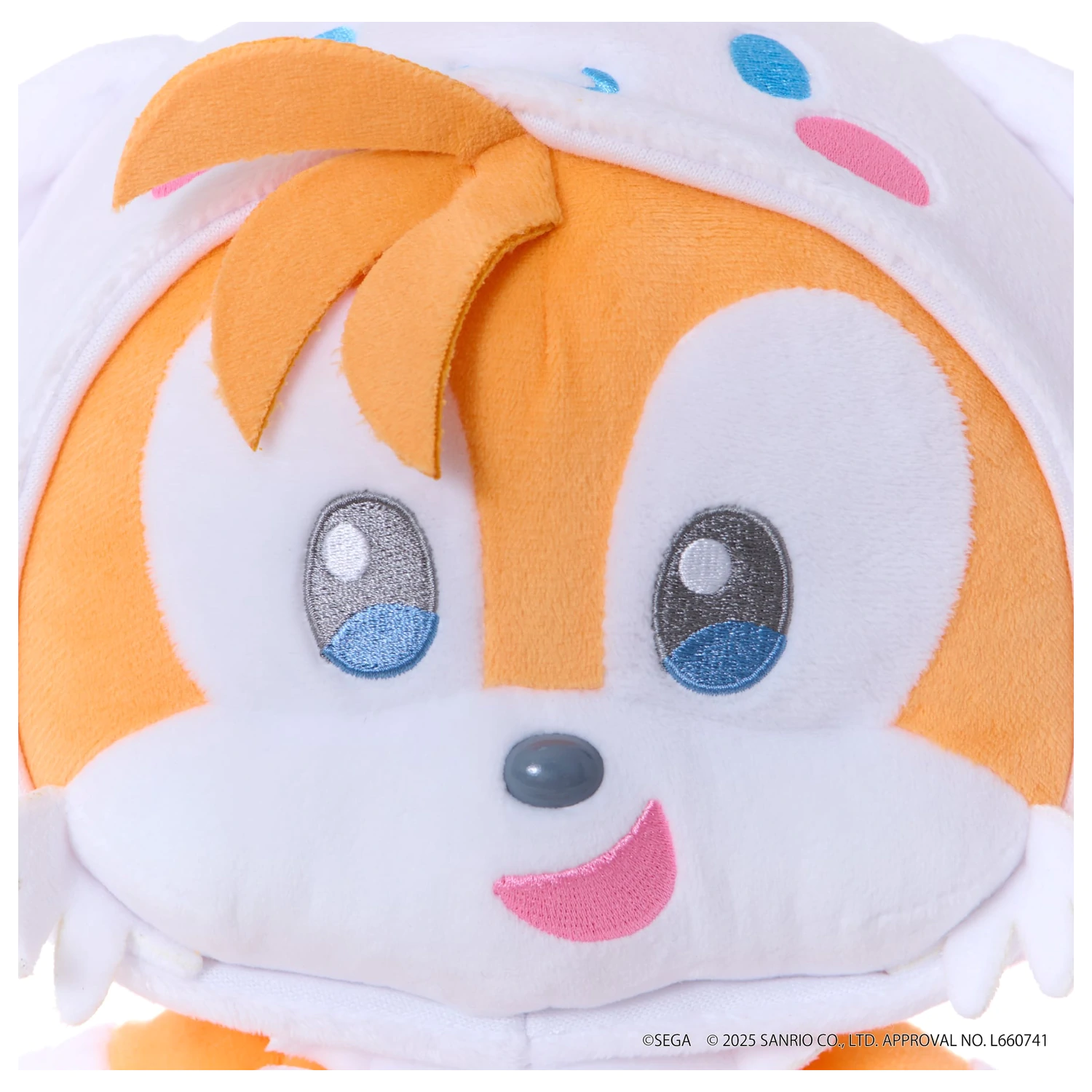Sonic & Friends x Sanrio Tails x Cinnamoroll plyšová hračka 24cm produktová fotografia