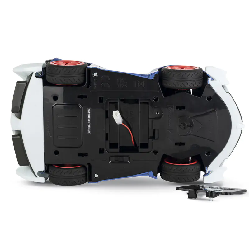 Rádiom riadené auto Sonic Team produktová fotografia