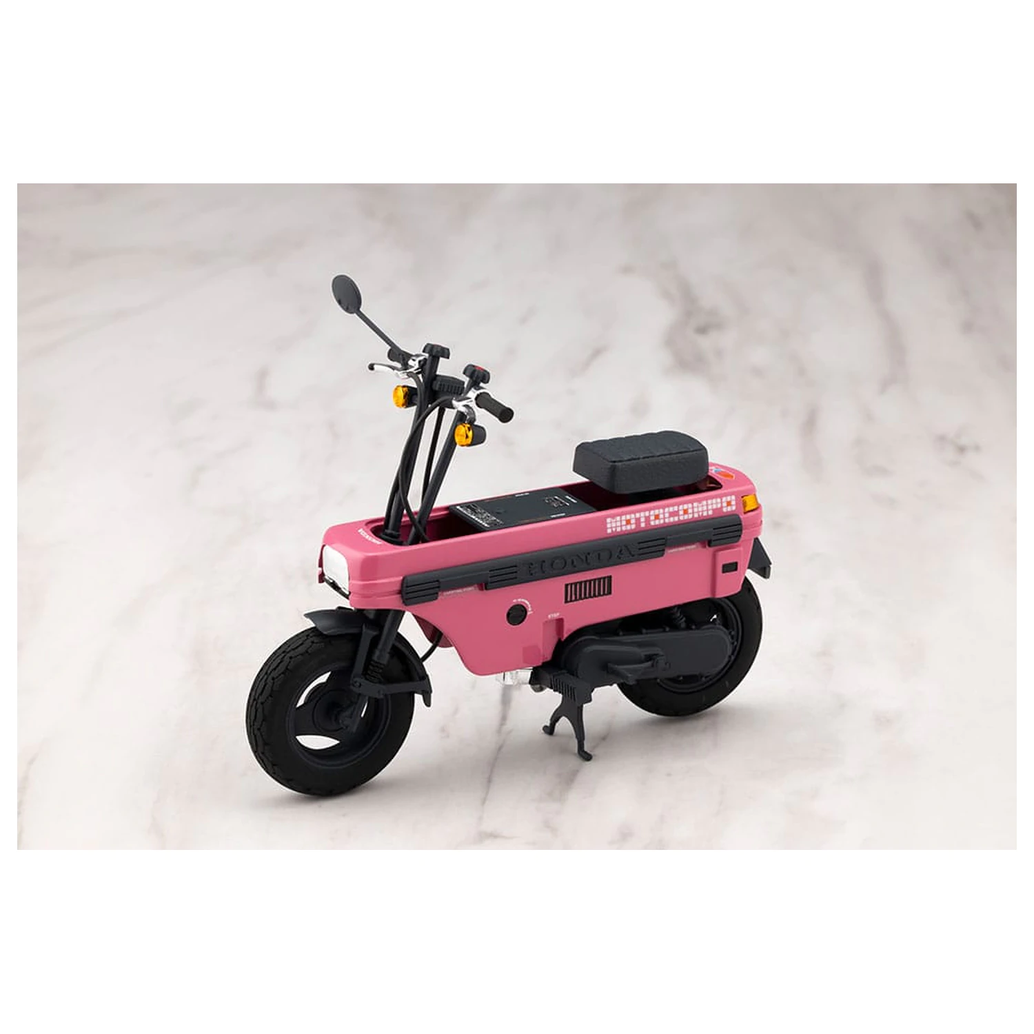 Sousai Shojo Teien Plastová stavebnica modelu 1/10 Emma Koishikawa Nocturne with Honda AB12 Motocompo 14 cm produktová fotografia