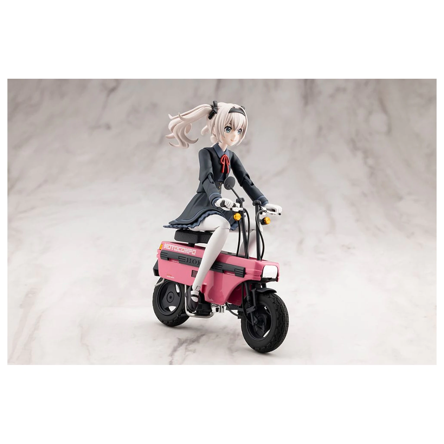 Sousai Shojo Teien Plastová stavebnica modelu 1/10 Emma Koishikawa Nocturne with Honda AB12 Motocompo 14 cm produktová fotografia