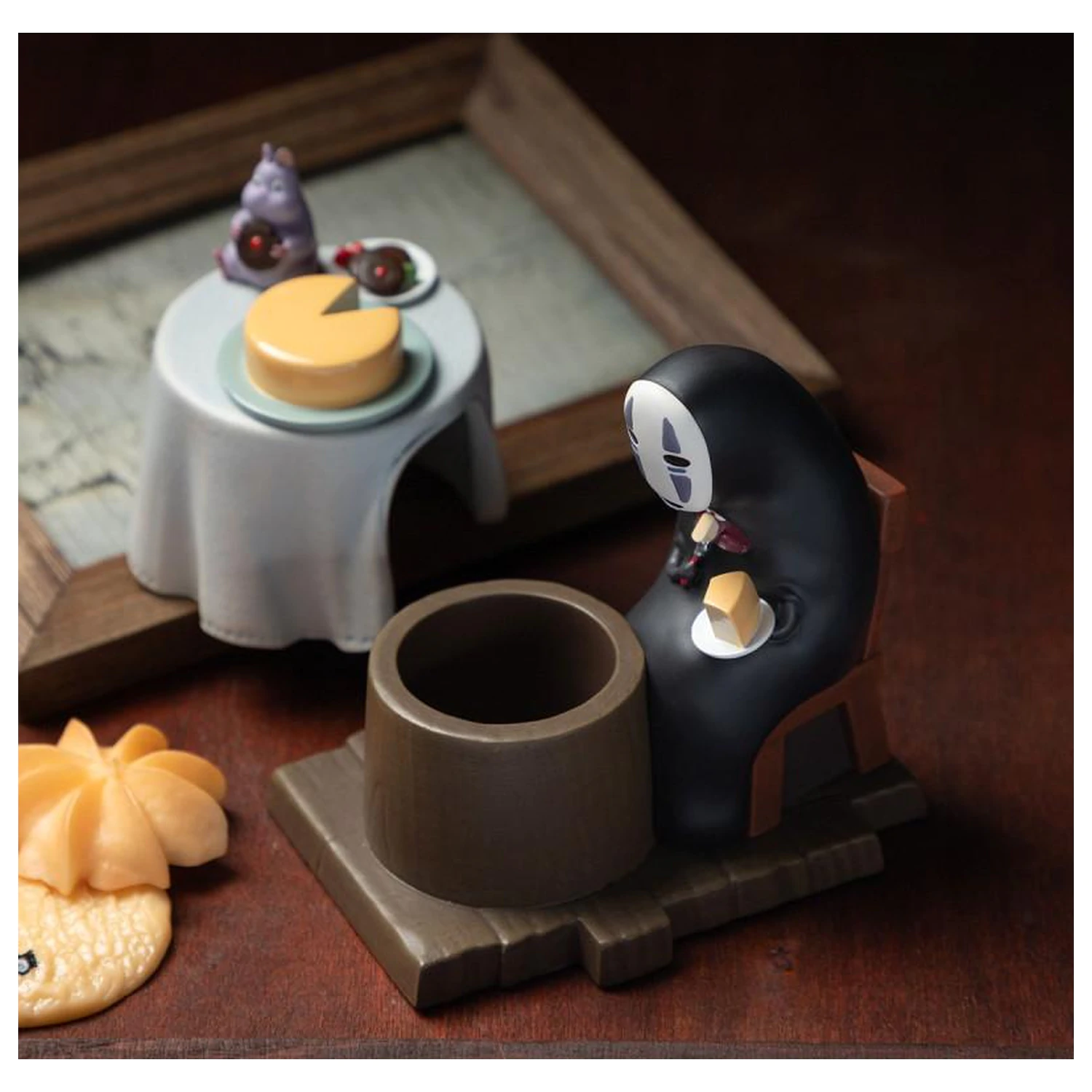 Spirited Away Box s príslušenstvom na čajovú chvíľu produktová fotografia