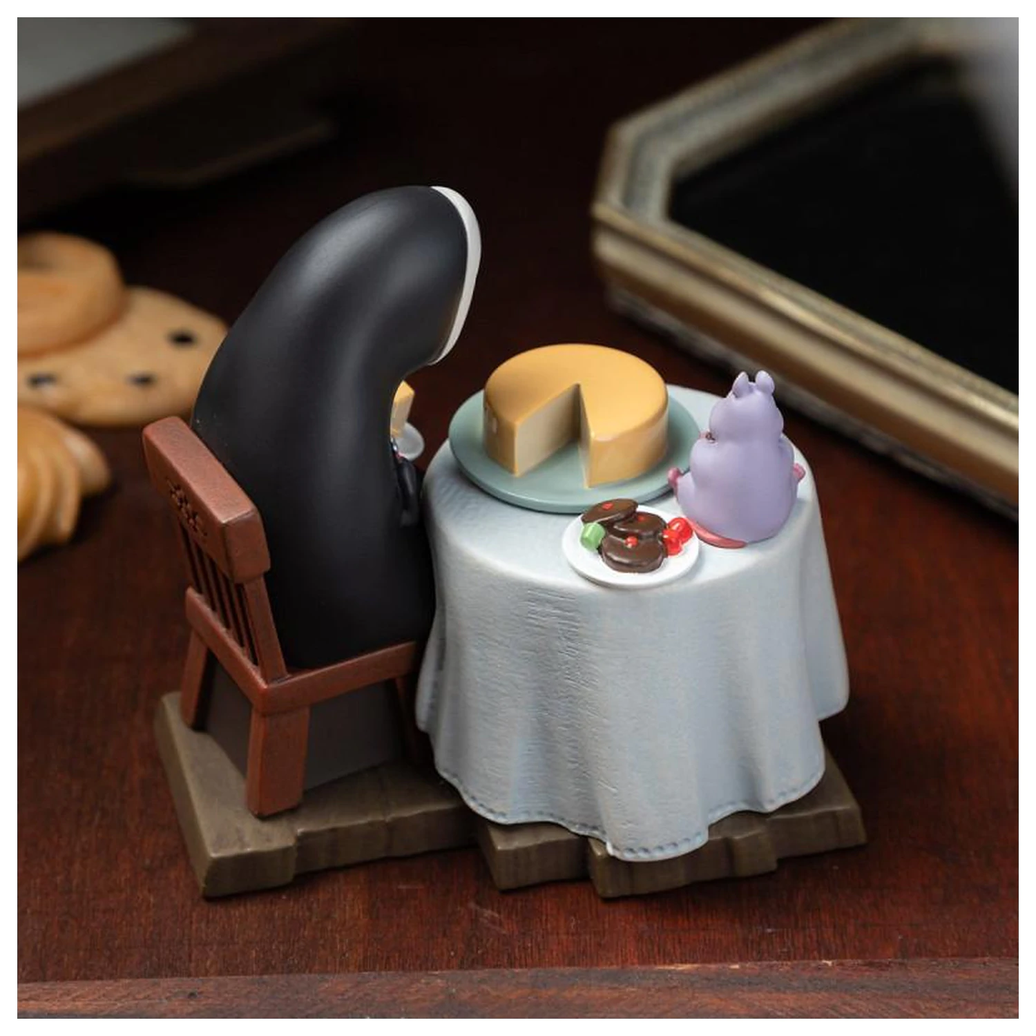 Spirited Away Box s príslušenstvom na čajovú chvíľu produktová fotografia