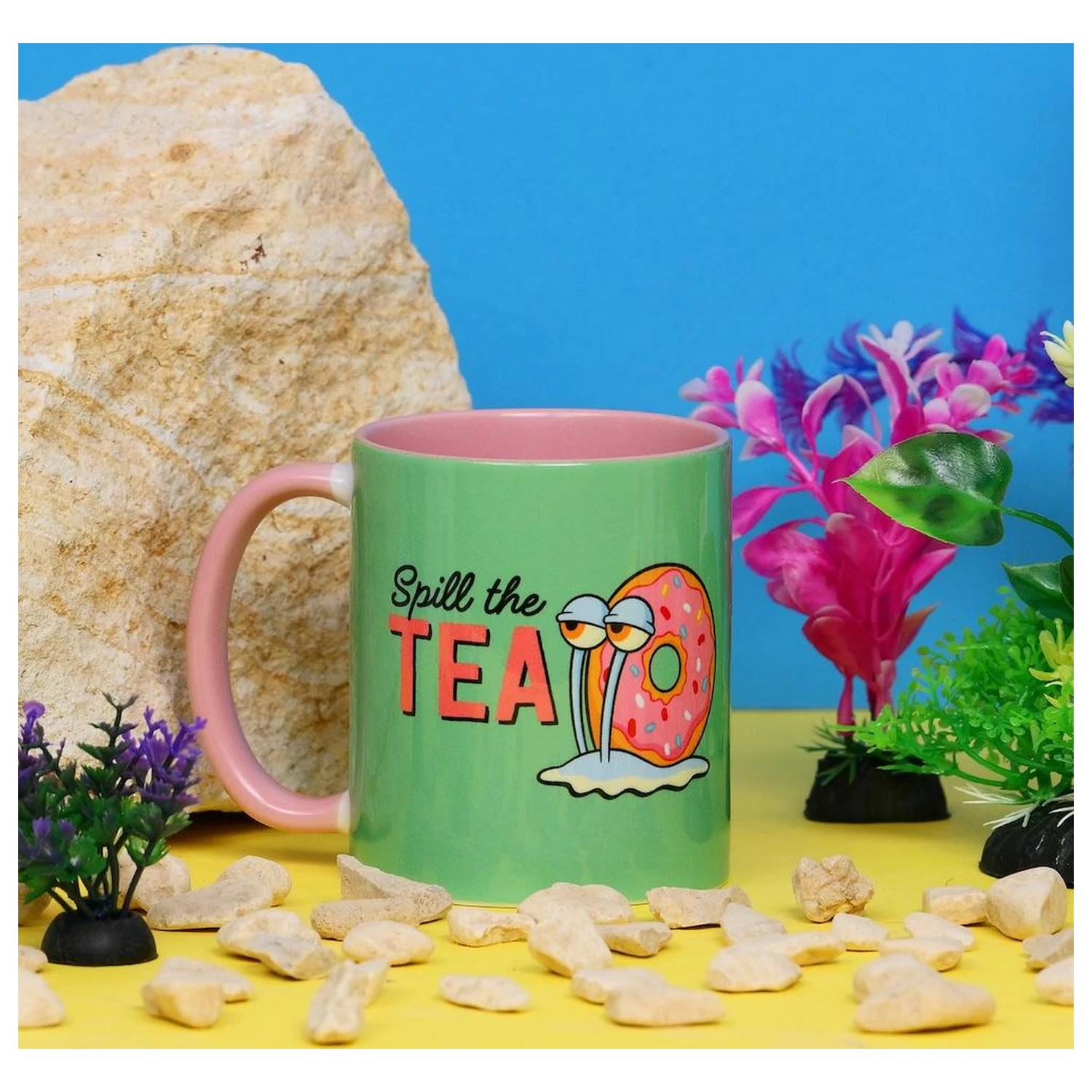 SpongeBob Spill the Tea vnútorný farebný hrnček 325 ml produktová fotografia