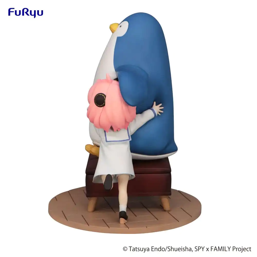 Spy x Family Exceed Creative PVC Socha Anya Forger s tučniakom 19 cm produktová fotografia