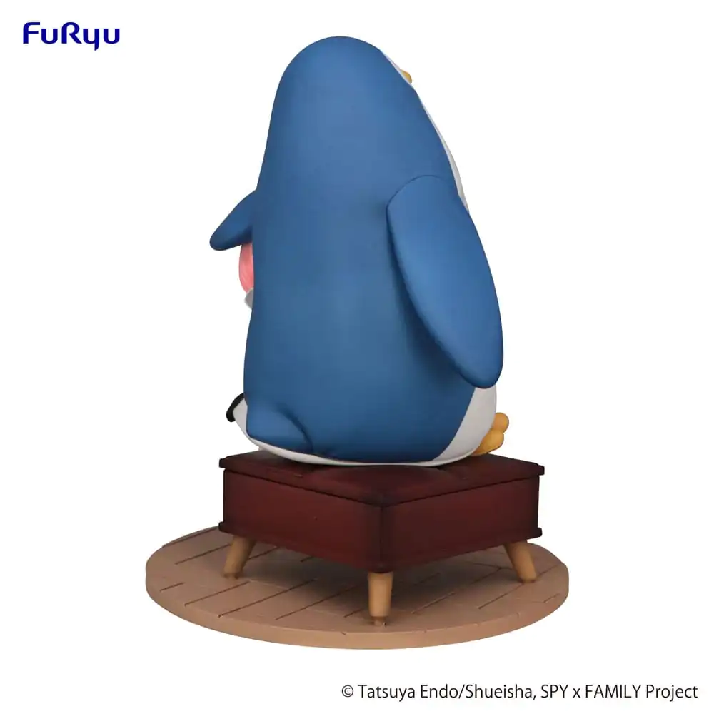 Spy x Family Exceed Creative PVC Socha Anya Forger s tučniakom 19 cm produktová fotografia