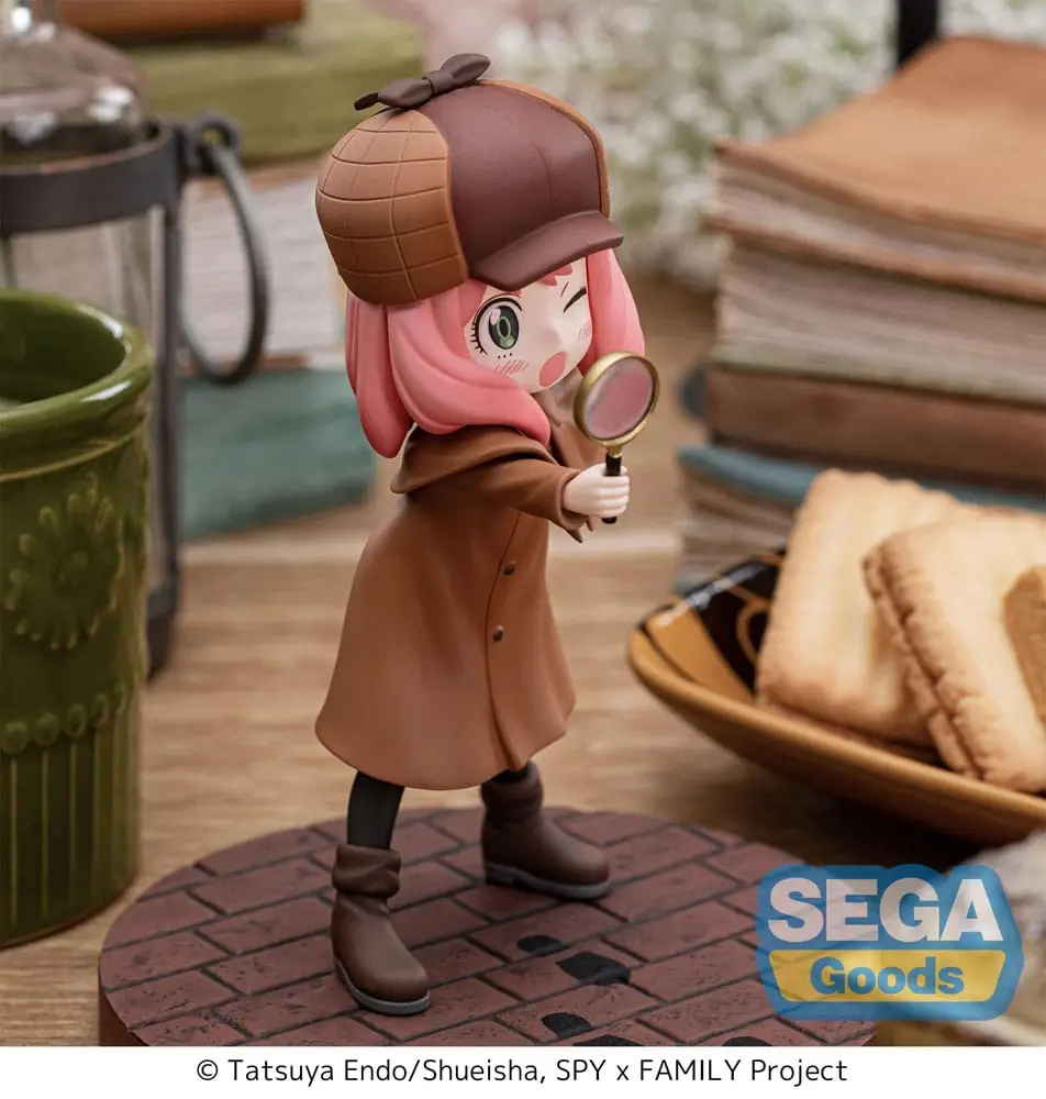 Spy x Family Luminasta PVC Socha Anya Forger Playing Detective 12 cm produktová fotografia