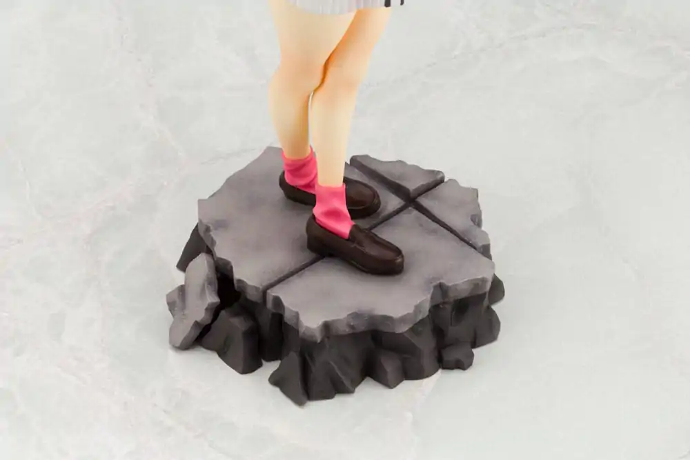 SSSS.Gridman Statue 1/7 Rikka Takarada 24 cm Socha produktová fotografia