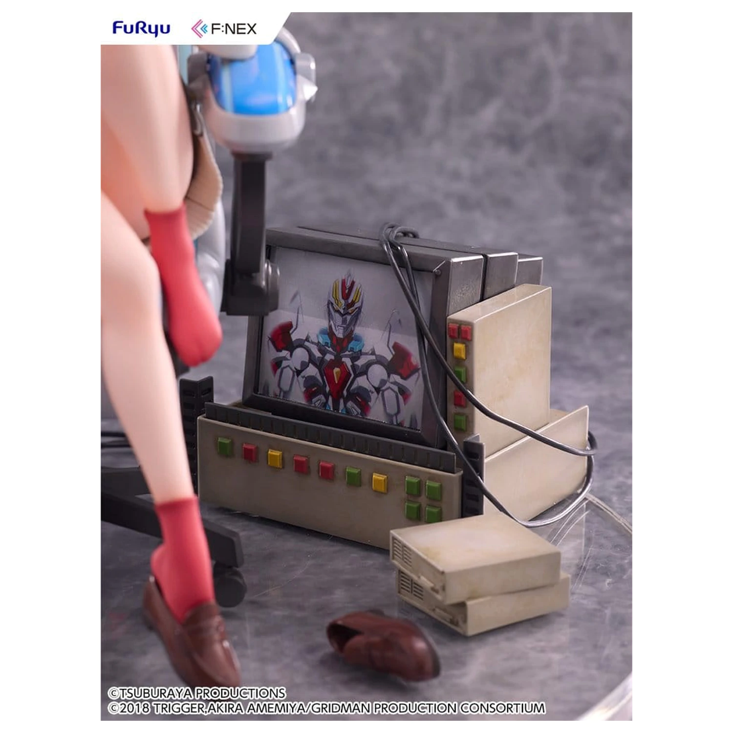 SSSS. Gridman Universe F:NEX PVC Socha Rikka Takarada Gaming Chair Ver. 19 cm produktová fotografia