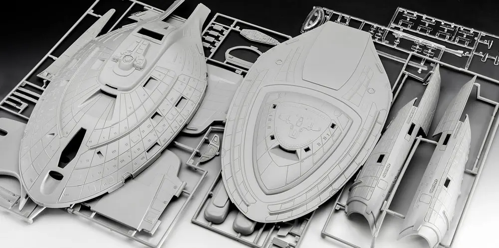 Star Trek model stavebnice 1/670 U.S.S. Voyager 51 cm produktová fotografia