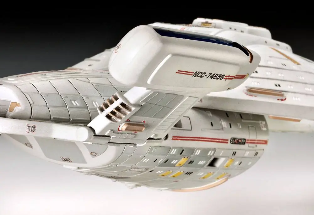 Star Trek model stavebnice 1/670 U.S.S. Voyager 51 cm produktová fotografia