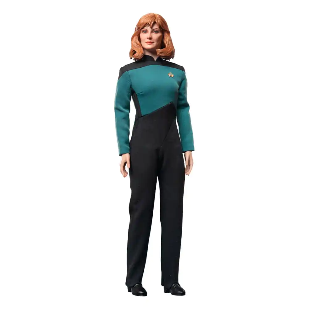 Star Trek: The Next Generation Akčná figúrka 1/6 Dr. Beverly Crusher (Essential Edition) 27 cm produktová fotografia