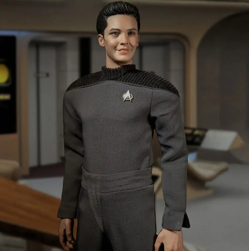 Star Trek: The Next Generation Akčná figúrka 1/6 Wesley Crusher 30 cm produktová fotografia