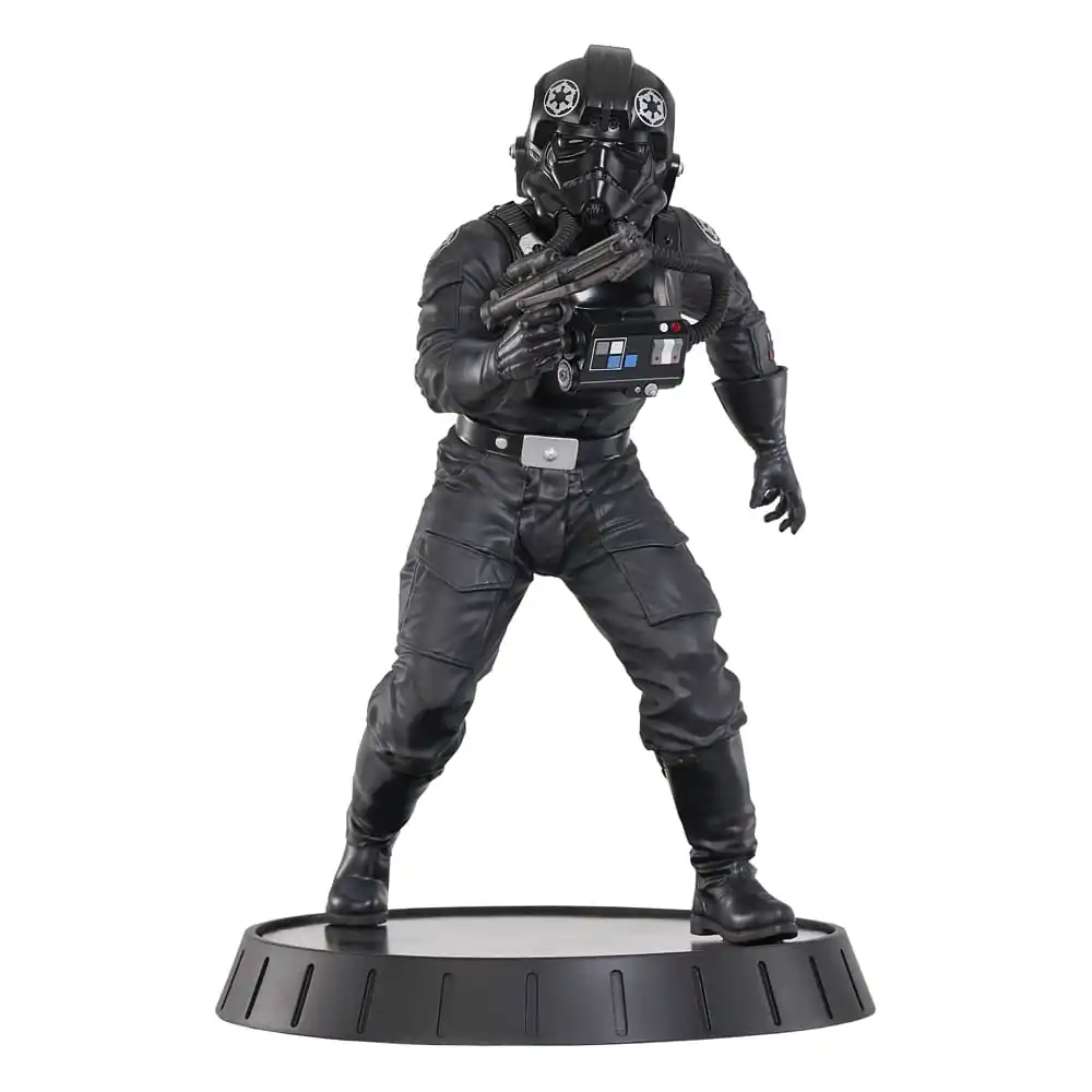 Star Wars A New Hope Milestones Statue 1/6 Tie Pilot 30 cm Socha produktová fotografia