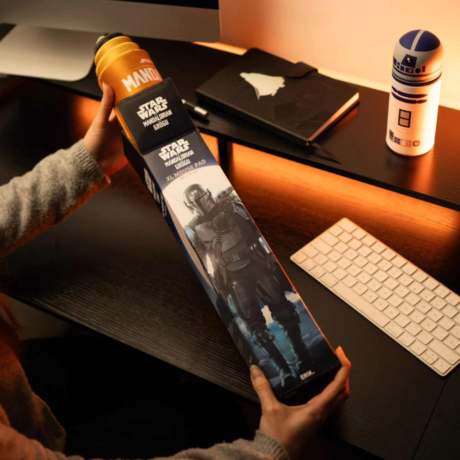 Star Wars: The Mandalorian and Grogu XL podložka pod myš 80 x 35 cm produktová fotografia