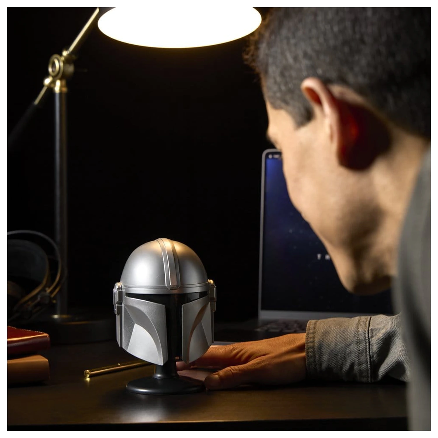 Star Wars: The Mandalorian & Grogu Black Series Mini Prilba The Mandalorian produktová fotografia