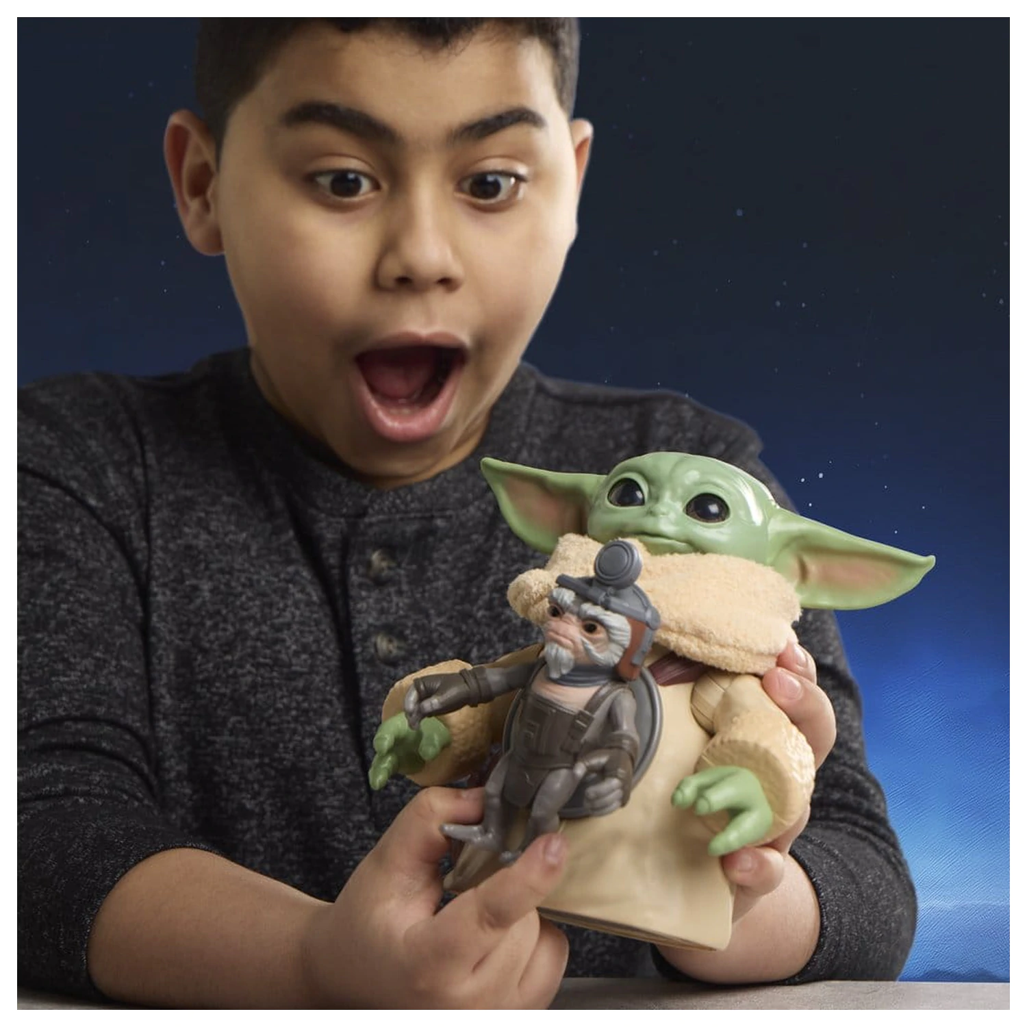Star Wars: The Mandalorian & Grogu Elektronická akčná figúrka Huggin' Grogu & Anzellan 17 cm produktová fotografia