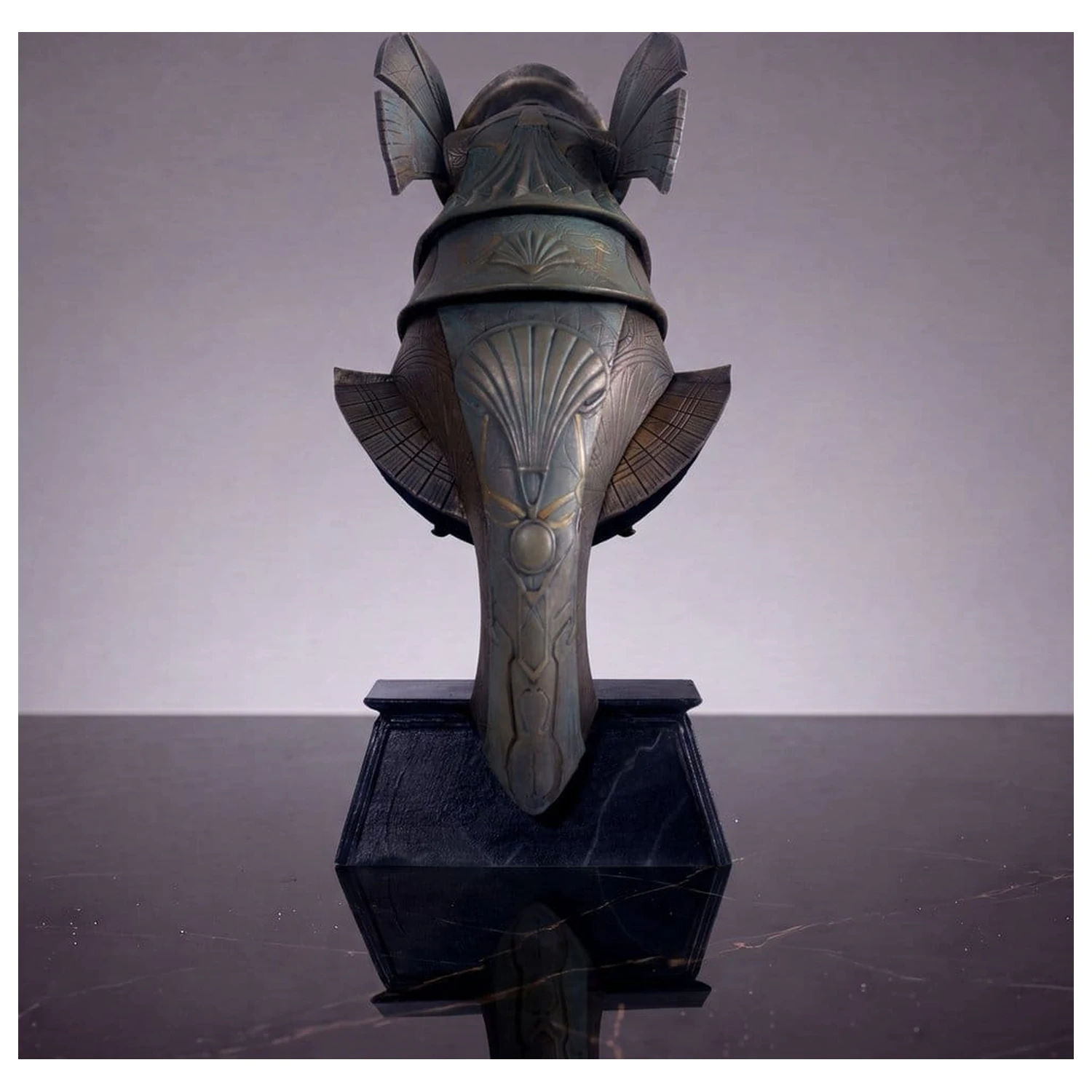 Stargate replika na pracovný stôl replika prilby Horus Guard 15 cm produktová fotografia