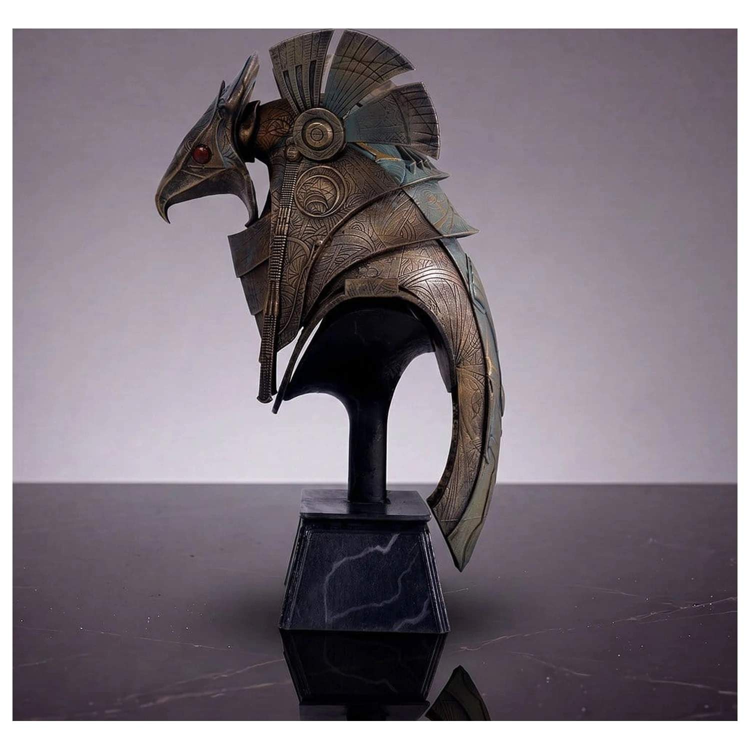 Stargate replika na pracovný stôl replika prilby Horus Guard 15 cm produktová fotografia