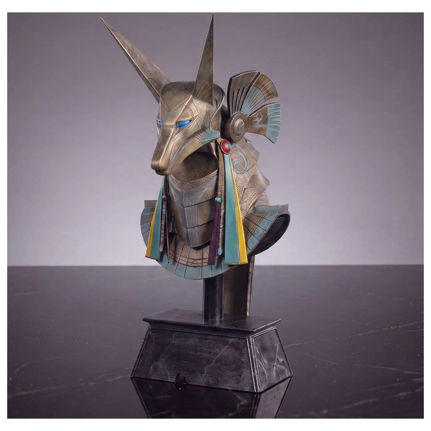 Stargate Desktop replika prilby replika prilby Jackal Guard Anubis 15 cm produktová fotografia