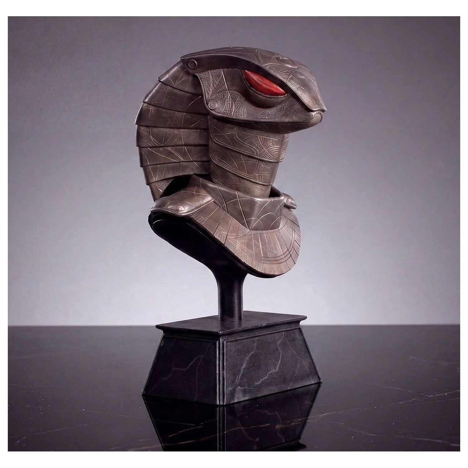 Stargate Desktop Replika Prilba Replika Serpent Guard Prilba Apophis 15 cm produktová fotografia