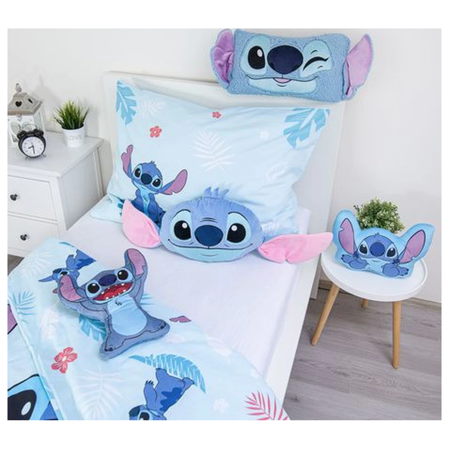 Stitch Blink 3D tvarovaný vankúš, dekoratívny vankúš 27x45 cm produktová fotografia