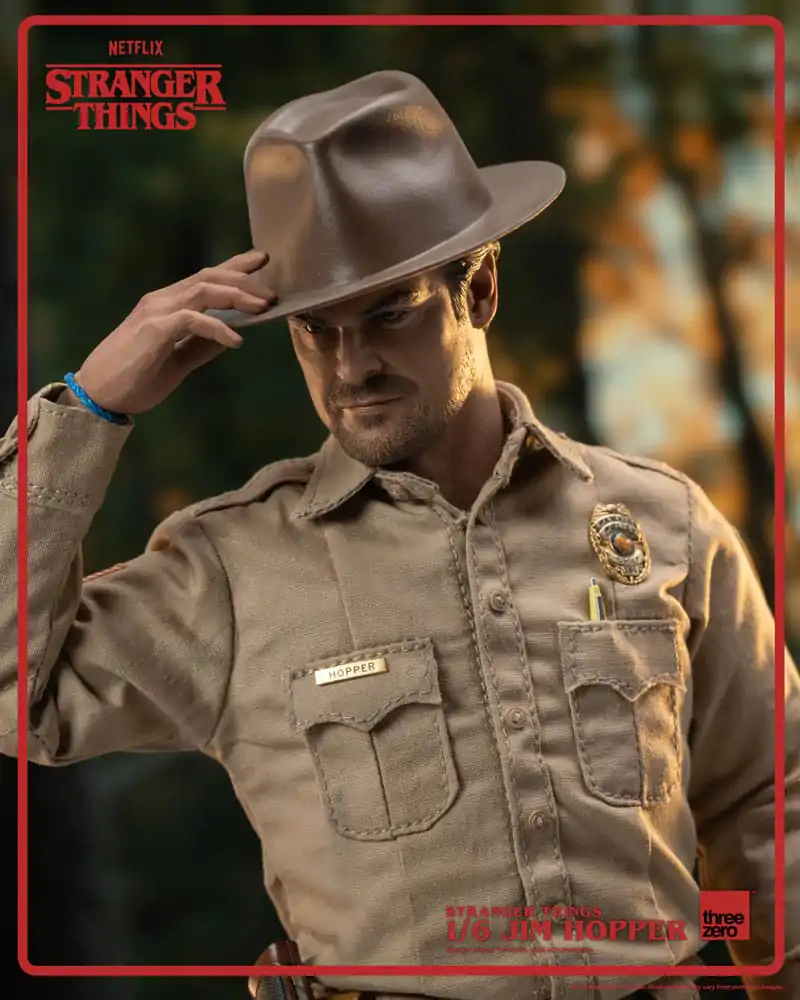 Stranger Things Akčná figúrka 1/6 Jim Hopper (Season 1) 32 cm produktová fotografia