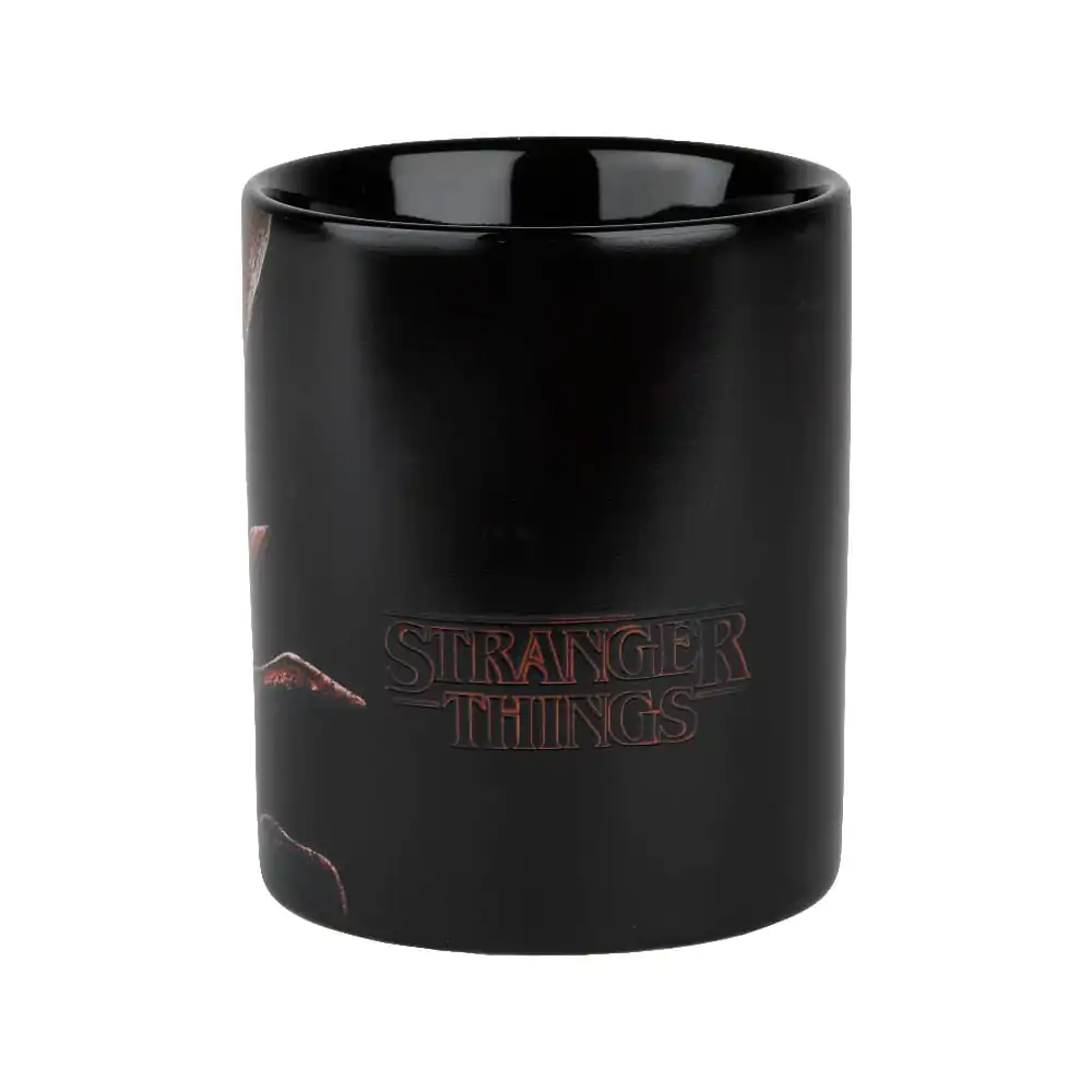 Stranger Things Hrnček meniaci farbu Duell 320 ml produktová fotografia