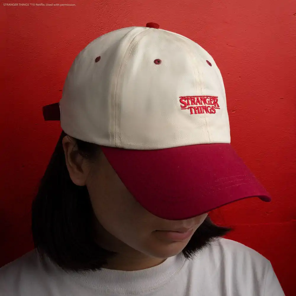 Stranger Things: Friends Don't Lie baseballová čiapka produktová fotografia