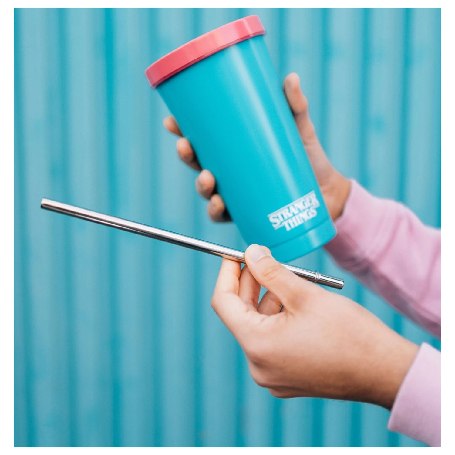 Stranger Things Rink-O-Mania slamkový pohár 550ml produktová fotografia