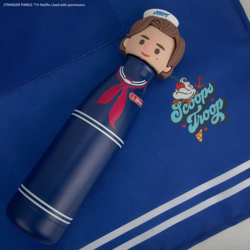 Stranger Things fľaša na vodu Scoops Ahoy Steve 500 ml produktová fotografia