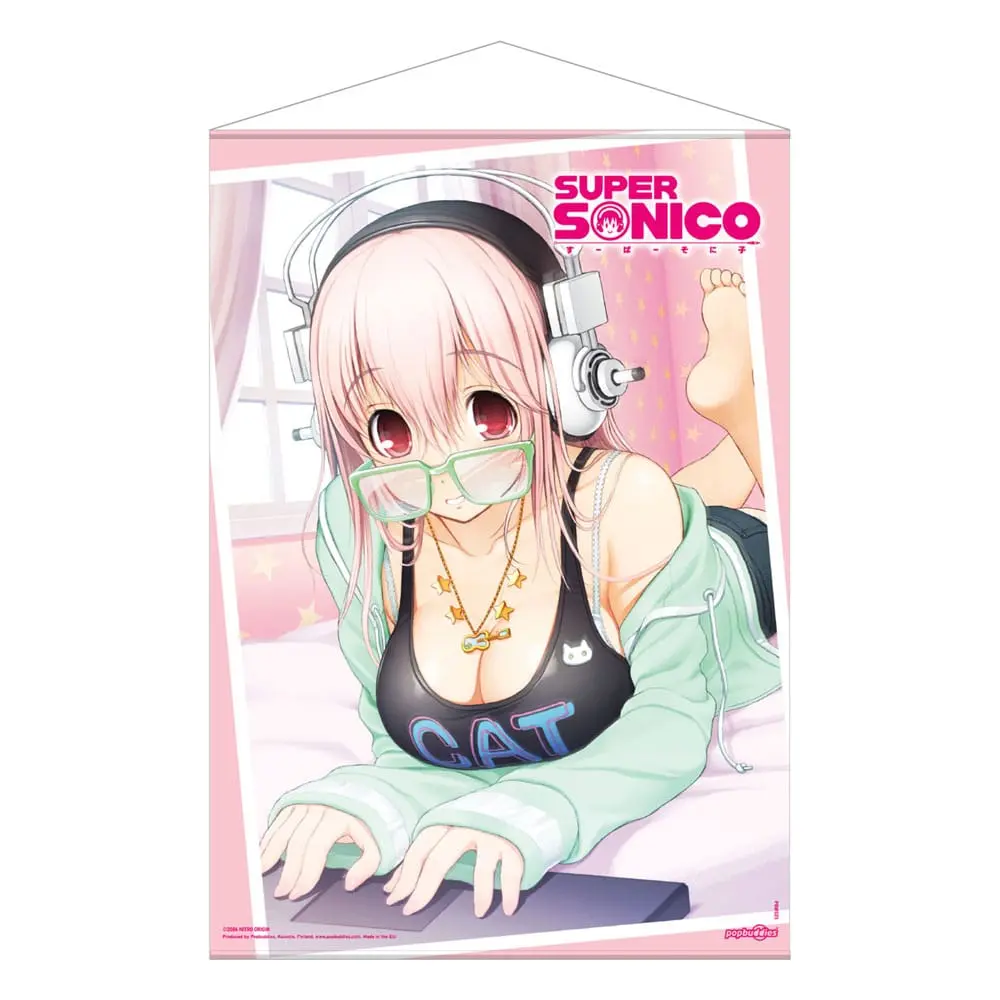 Super Sonico falikép Super Sonico ülve a laptopján 50 x 70 cm termékfotó