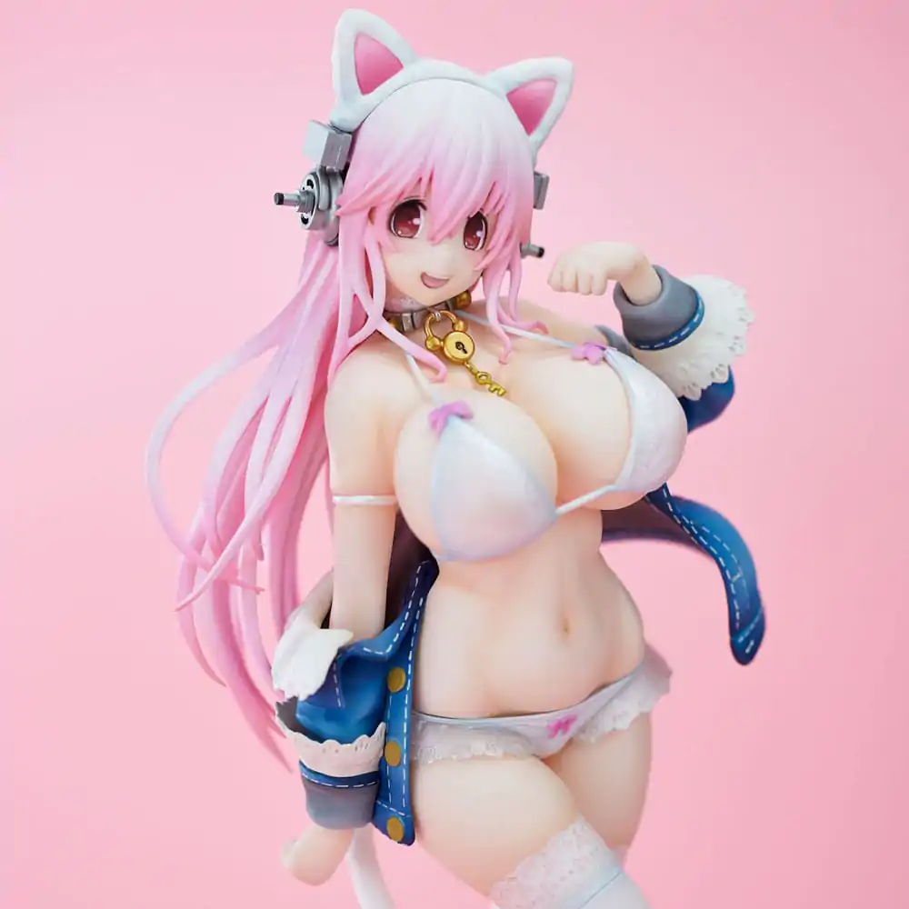 Super Sonico PVC Statue Super Sonico White Cat Ver. 27 cm termékfotó