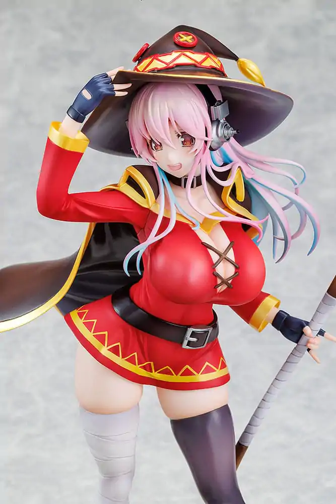Super Sonico x Konosuba PVC soška 1/7 Super Sonico Megumin collaboration Ver. 25 cm produktová fotografia