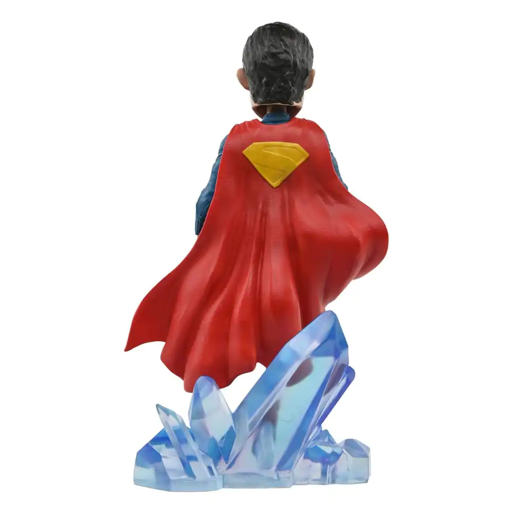 Superman (2025) Head Knocker Superman 21 cm produktová fotografia