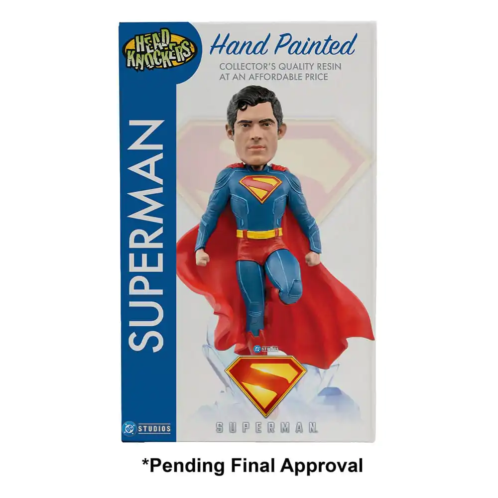 Superman (2025) Head Knocker Superman 21 cm produktová fotografia