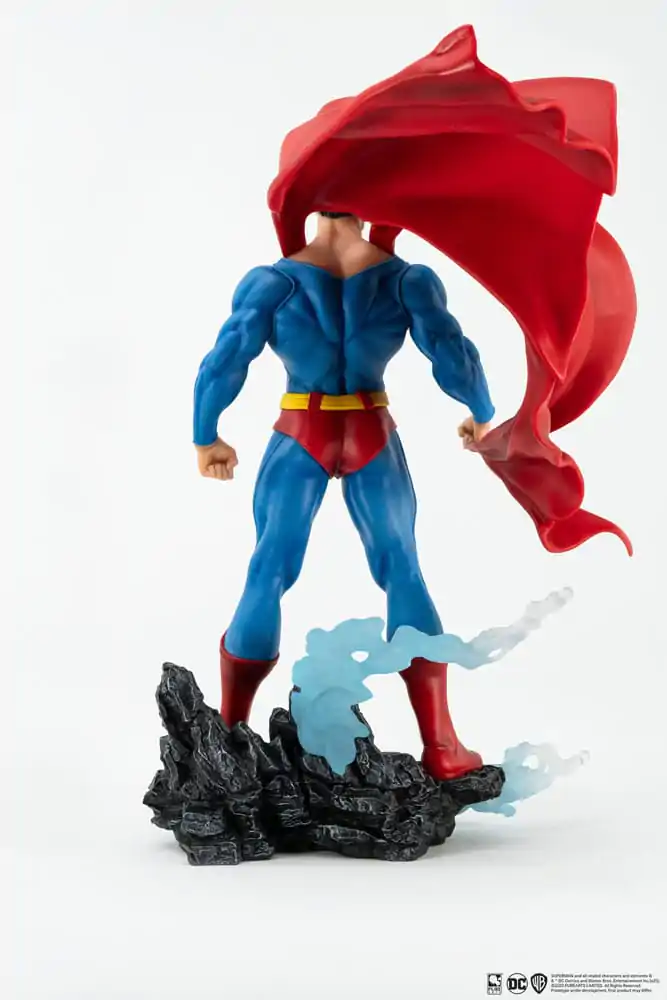 Superman PX PVC figúrka 1/8 Superman Classic verzió 30 cm termékfotó