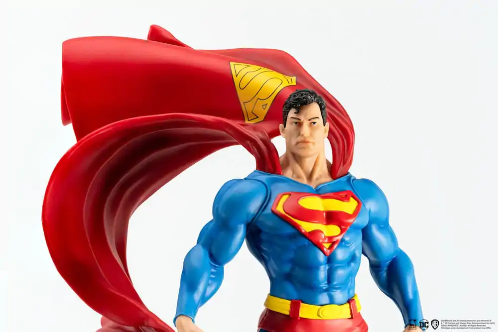 Superman PX PVC figúrka 1/8 Superman Classic verzió 30 cm termékfotó