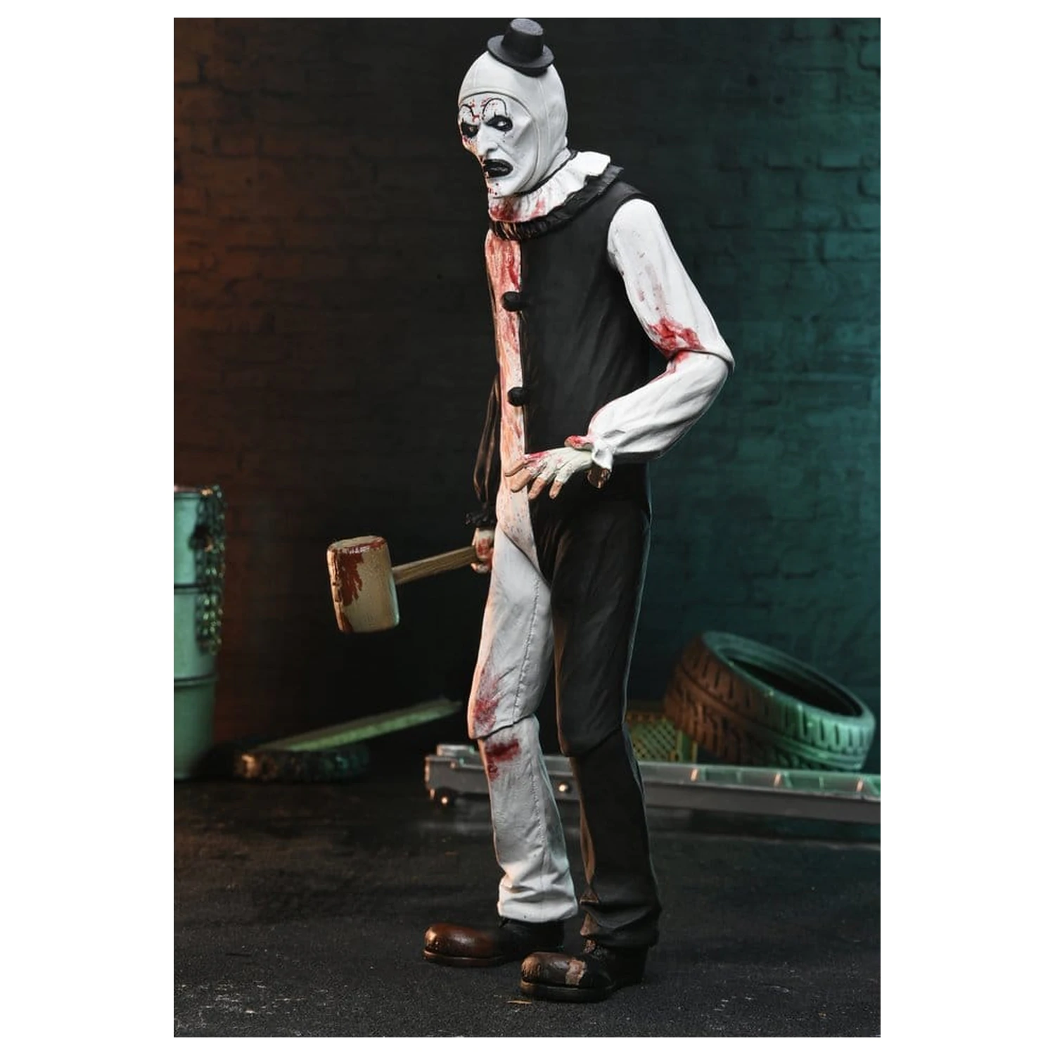 Terrifier 2 Ultimate Action Figure Art the Clown (Blood Splattered) 18 cm akčná figúrka produktová fotografia