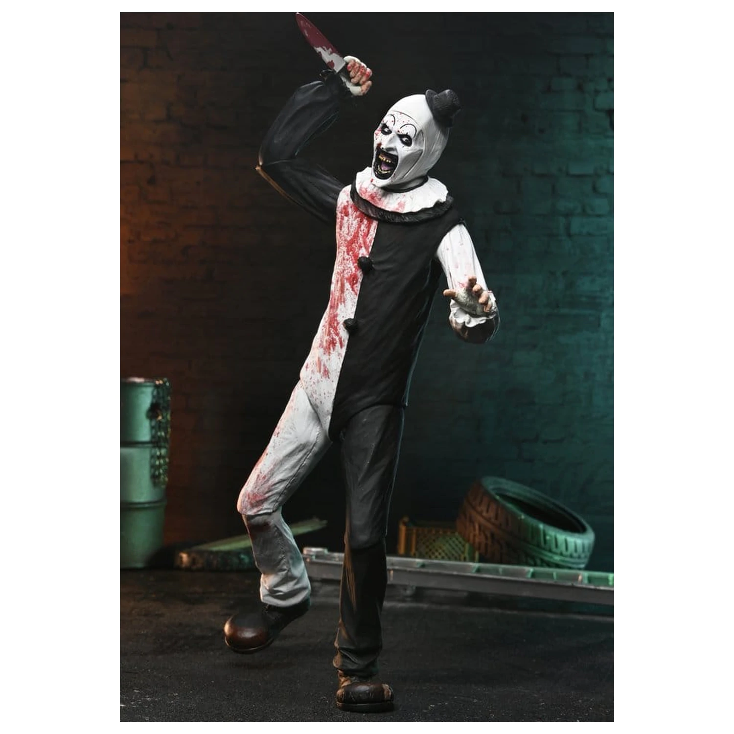 Terrifier 2 Ultimate Action Figure Art the Clown (Blood Splattered) 18 cm akčná figúrka produktová fotografia