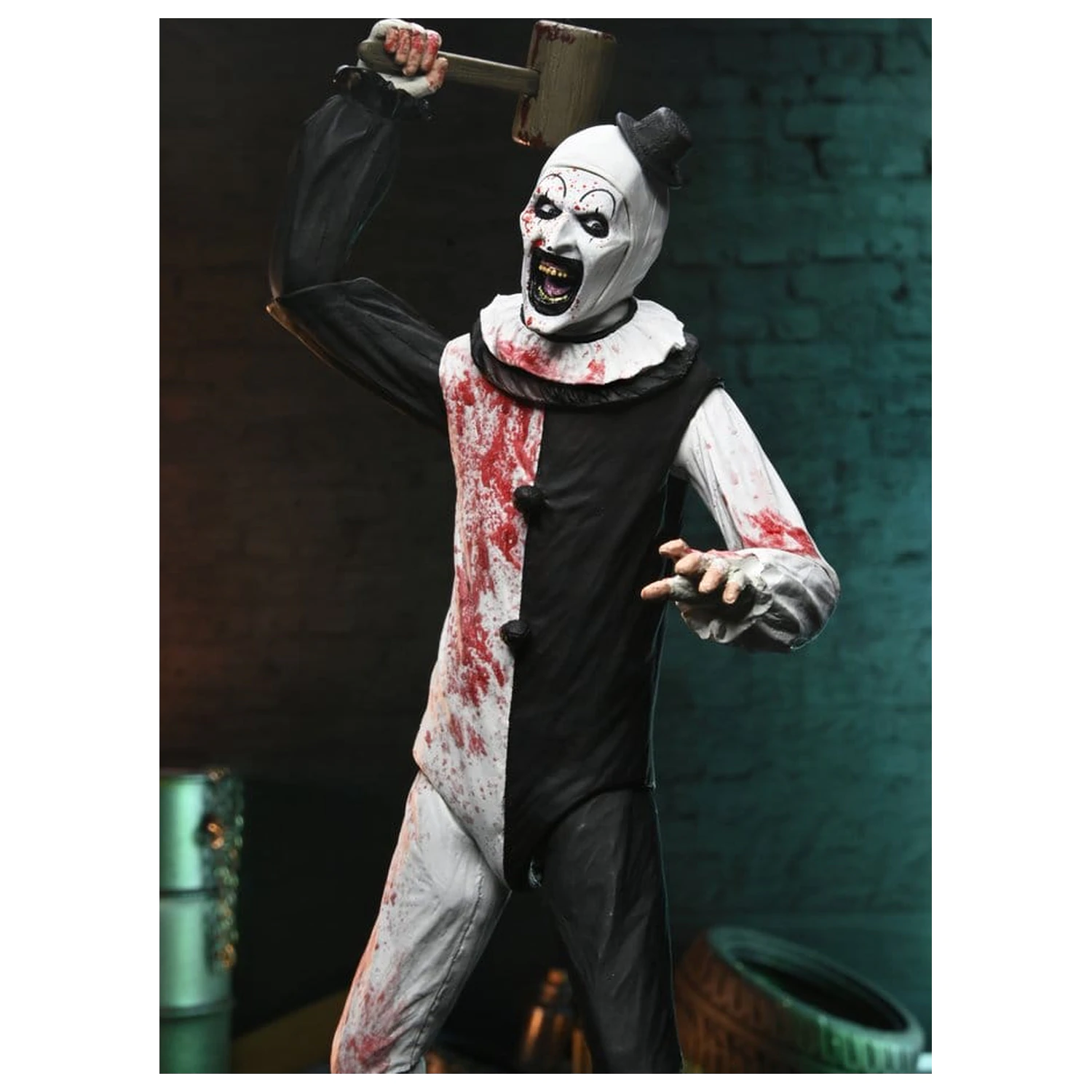 Terrifier 2 Ultimate Action Figure Art the Clown (Blood Splattered) 18 cm akčná figúrka produktová fotografia