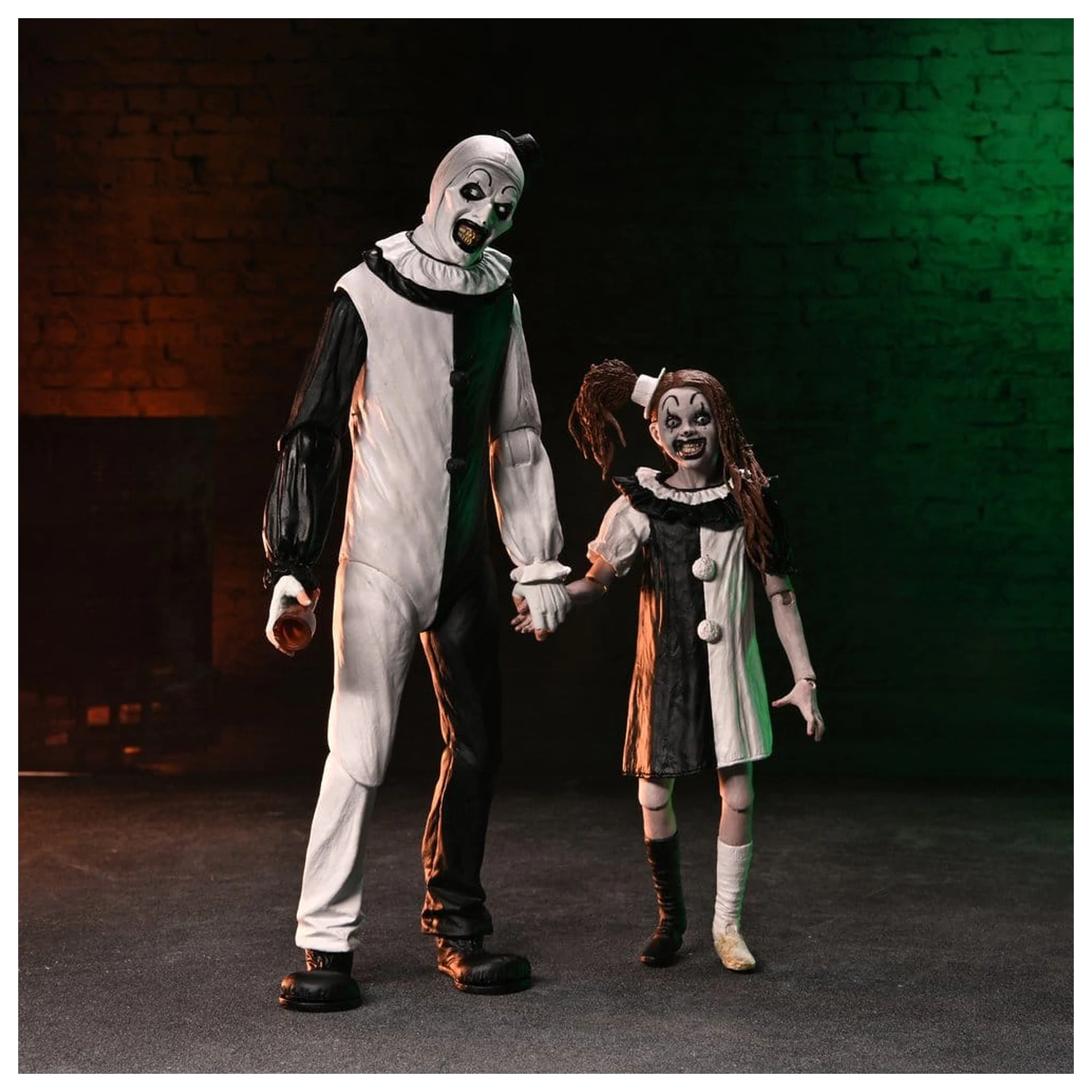 Terrifier 2 2-balenie akčných figúrok Ultimate Art the Clown & Little Pale Girl 18 cm produktová fotografia