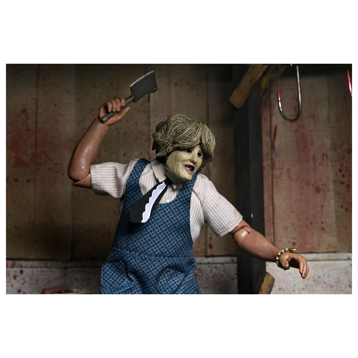 Texas Chainsaw Massacre Oblečená akčná figúrka Leatherface s maskou starej dámy 20 cm produktová fotografia