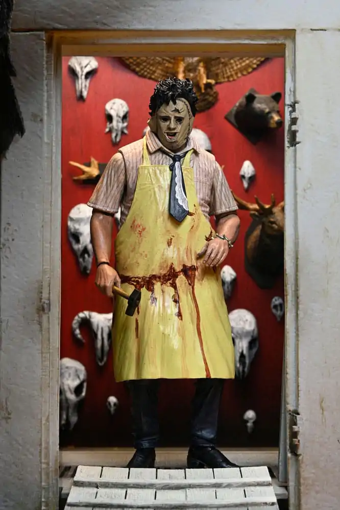 Figúrka s textilným oblečením Leatherface 50. výročie 20 cm produktová fotografia