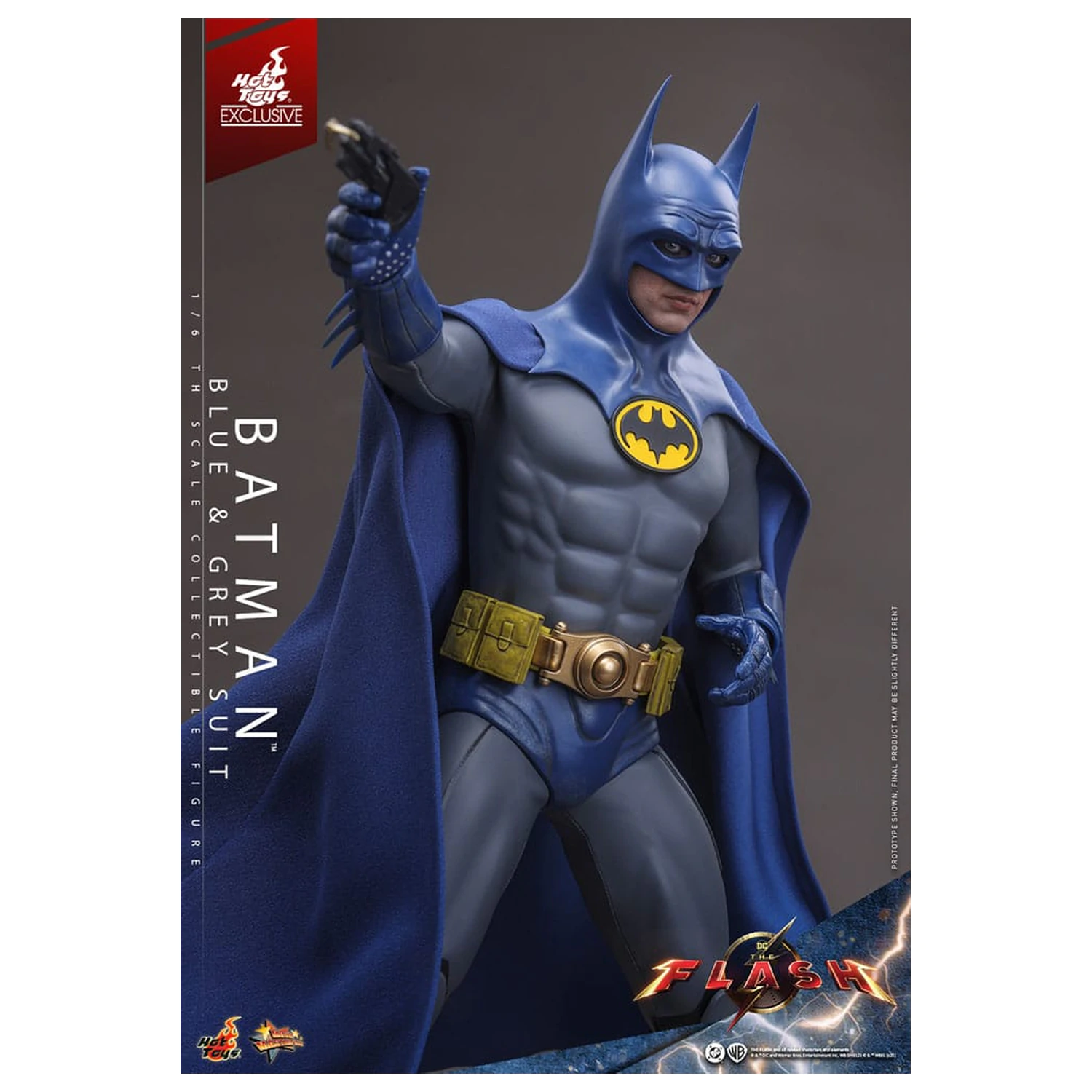 The Flash Movie Masterpiece Akčná figúrka 1/6 Batman (Blue & Grey Suit) Limitovaná edícia 30 cm produktová fotografia
