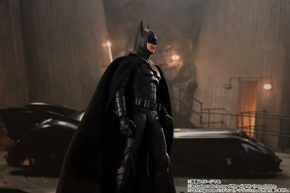The Flash S.H. Figuarts Akčná figúrka Batman 15 cm produktová fotografia