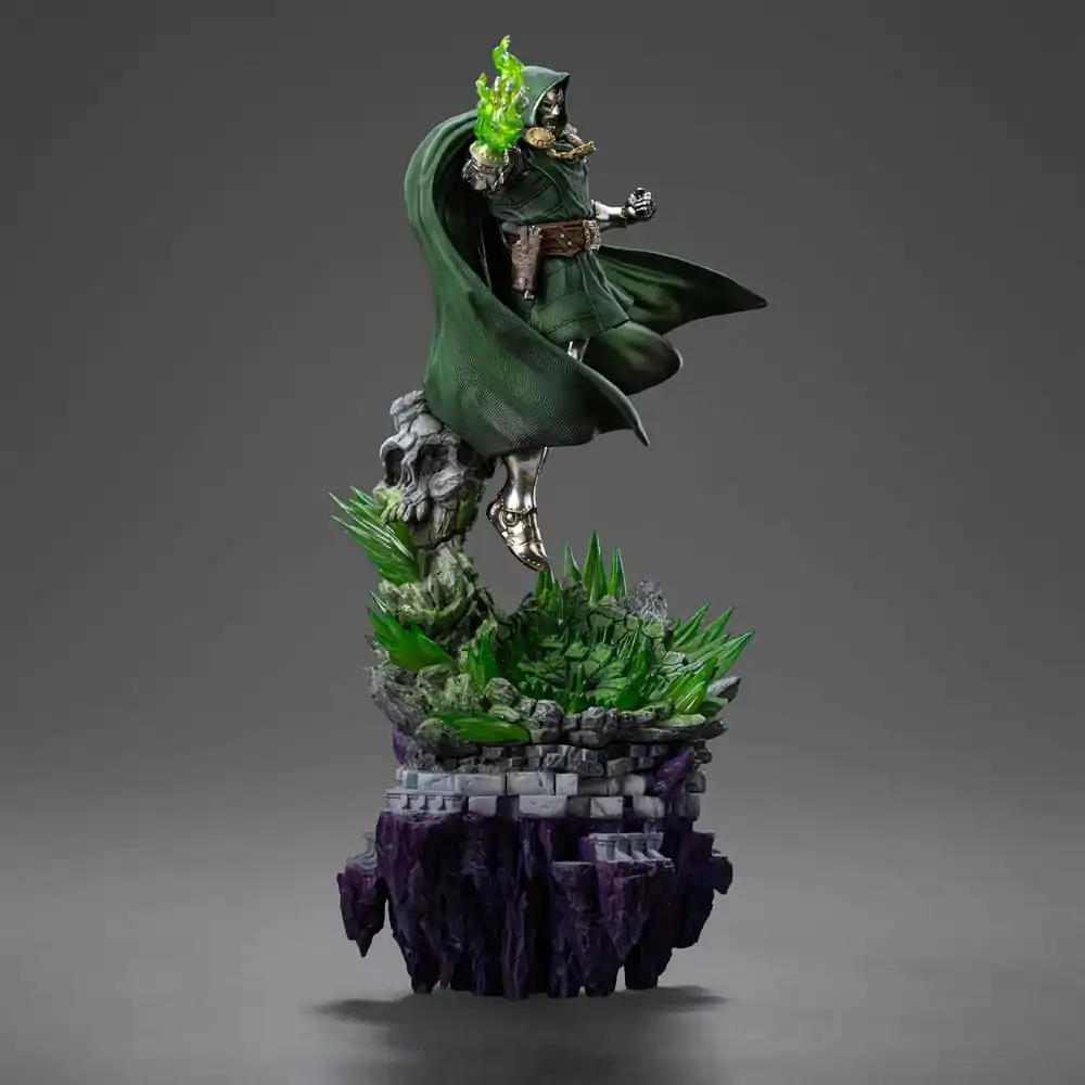 The Infinity Gauntlet Marvel Legends Diorama Socha 1/10 Doctor Doom Deluxe Edition 42 cm produktová fotografia